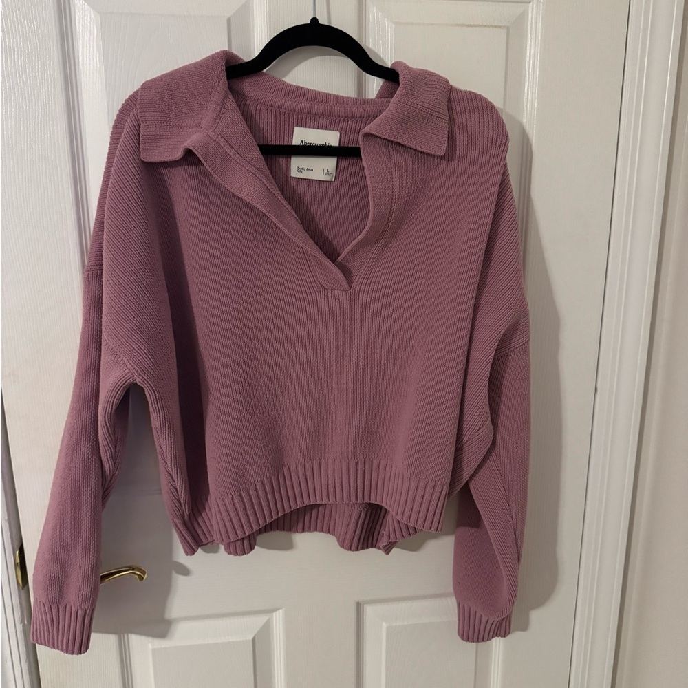 Abercrombie & Fitch Mauve V-Neck Sweater